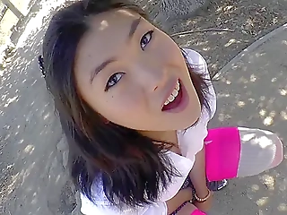 Samantha Fox, the sexy Shemale, wanks her big cock on camera!